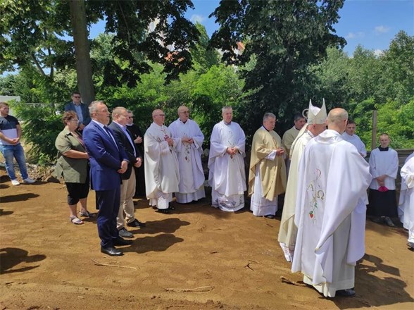 Samostan u Molvama gradi objekt za cjelodnevni boravaka starijih osoba